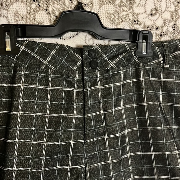 Ocean & Earth Shorts XL Men’s - Picture 2 of 5